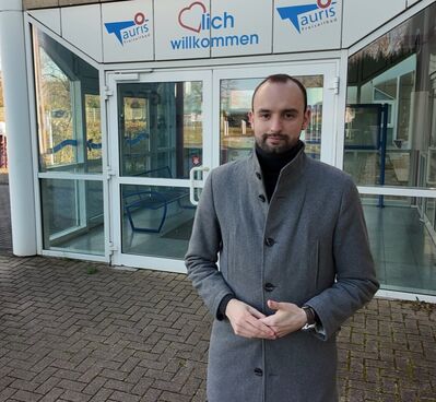 Badinsky zu Besuch am Tauris im Schul- und Sportzentrum